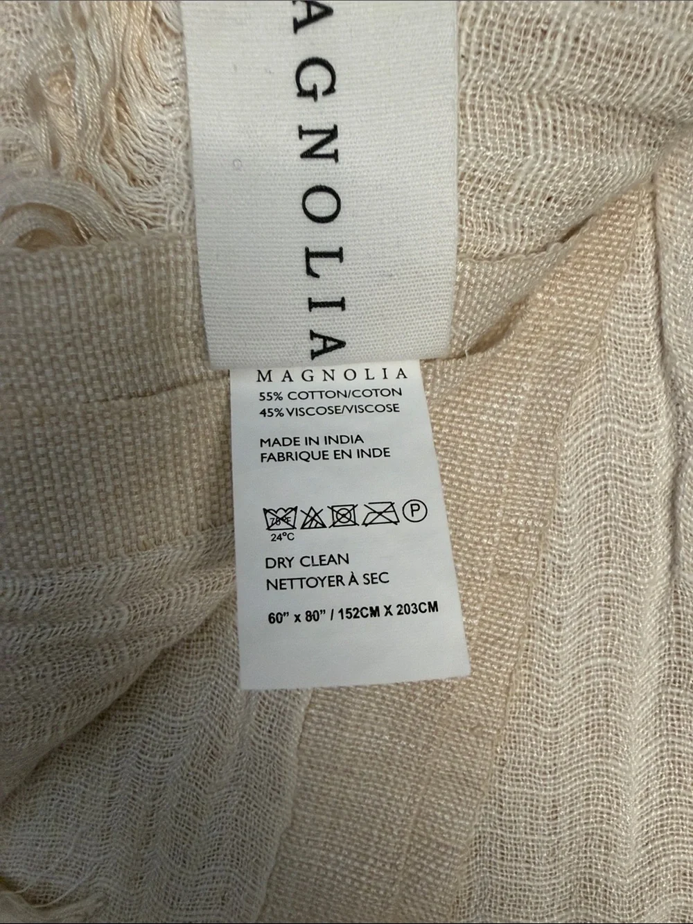 MAGNOLIA Throw Blanket in Cream/Off White
